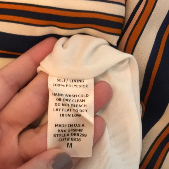 High neck swing Dress - Picture 5 of 8